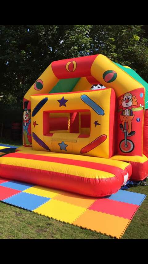 Little Free Spirits Bouncy Castle And Soft Play Hire photo